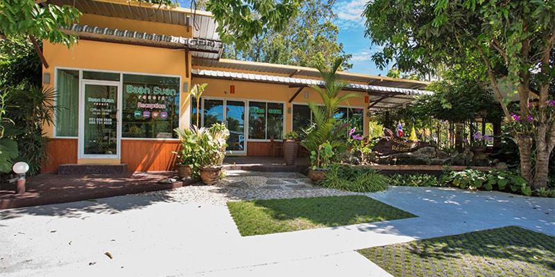 Baan Suan Villas Resort Ban Suan  Exterior photo